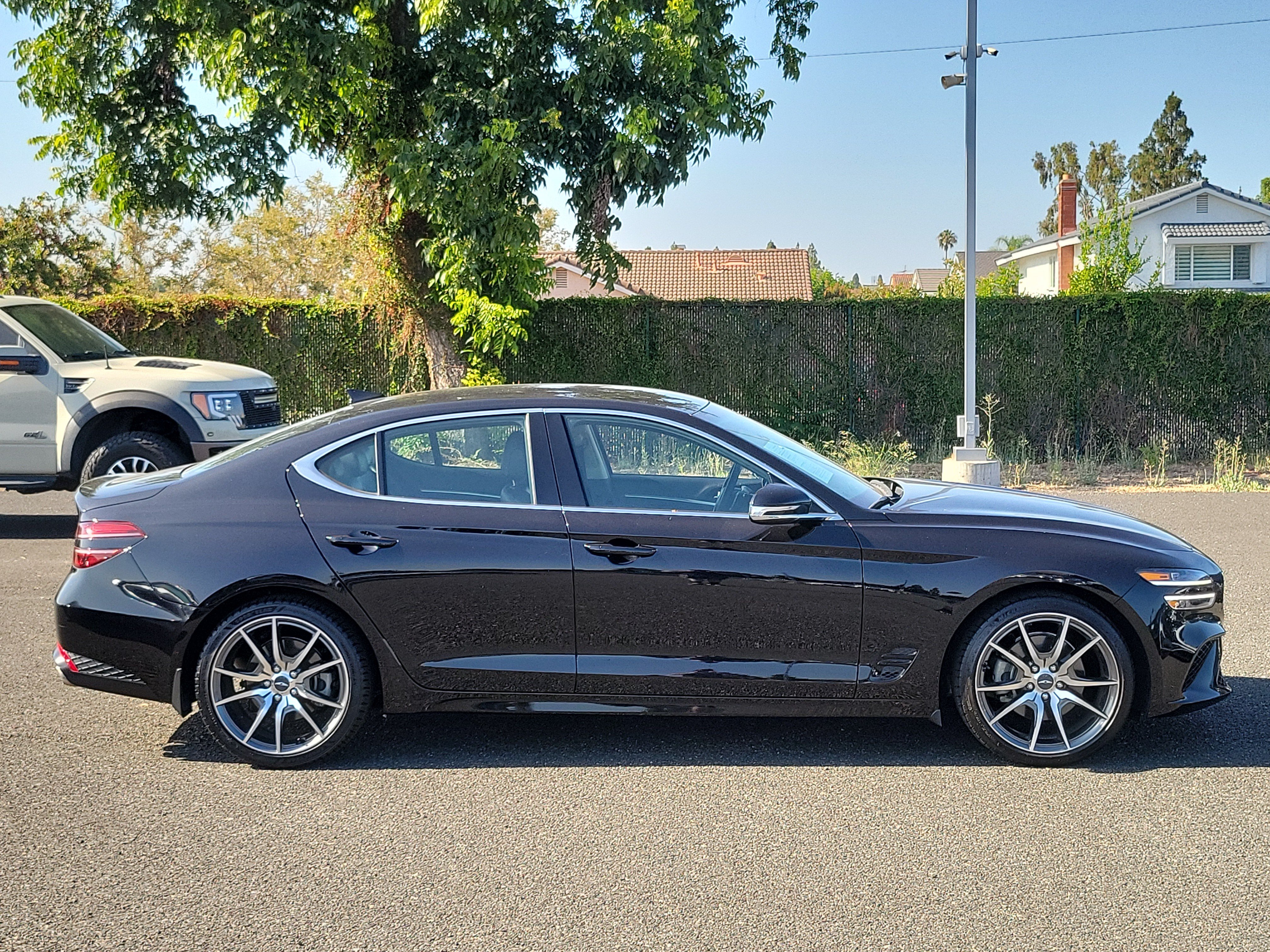 Certified 2023 Genesis G70 2.0T RWD image 5