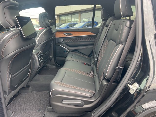 Used 2024 Jeep Grand Cherokee L Summit image 35