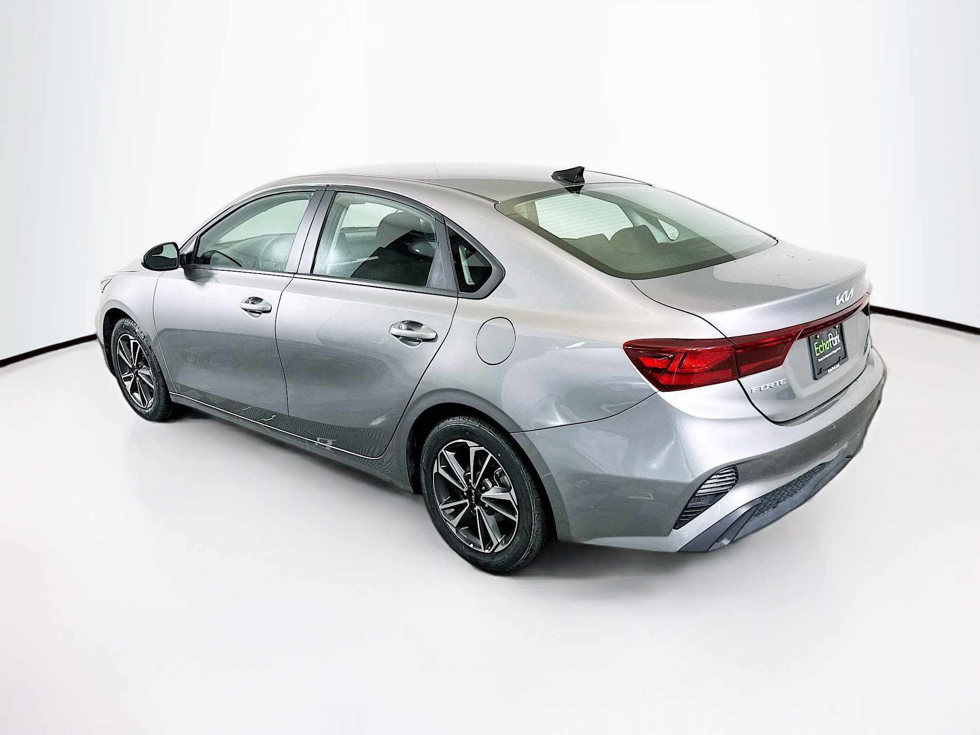 Used 2024 Kia Forte LXS image 5