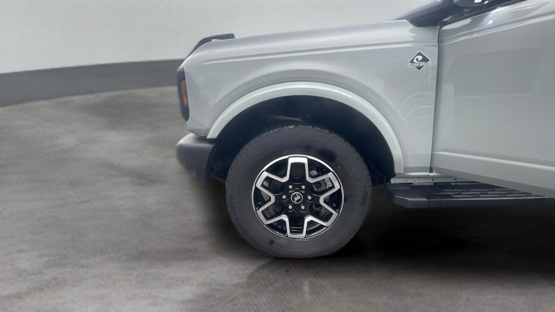 Certified 2024 Ford Bronco Outer Banks AWD/4WD image 24