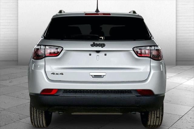 New 2026 Jeep Compass Latitude AWD/4WD image 32