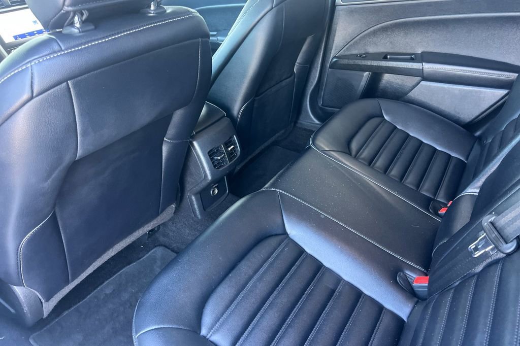 Used 2020 Ford Fusion SEL FWD image 14