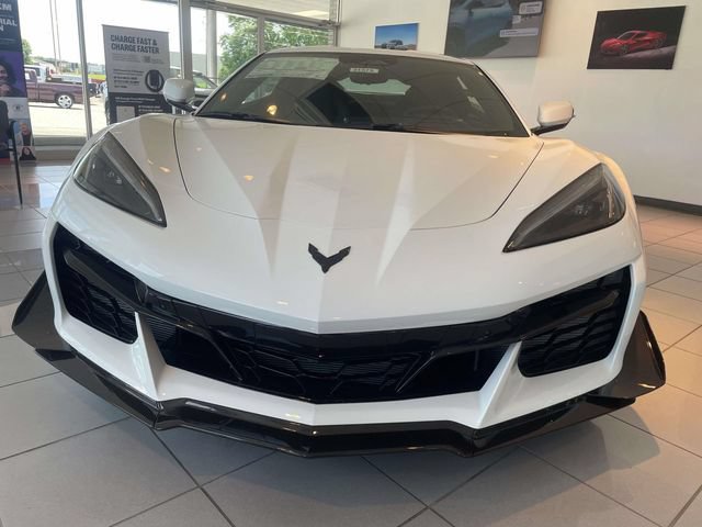 New 2026 Chevrolet Corvette Z06 RWD video 2