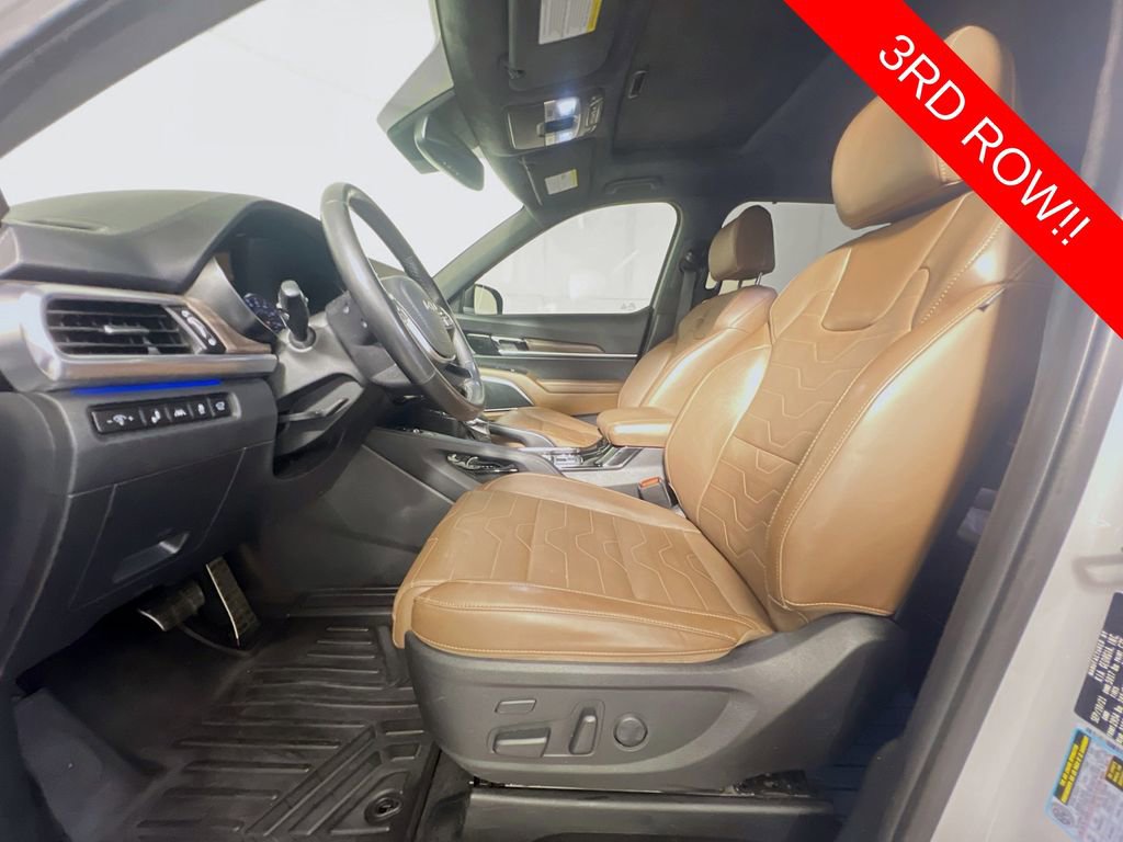 Used 2022 Kia Telluride SX w/ SX Prestige Package image 23