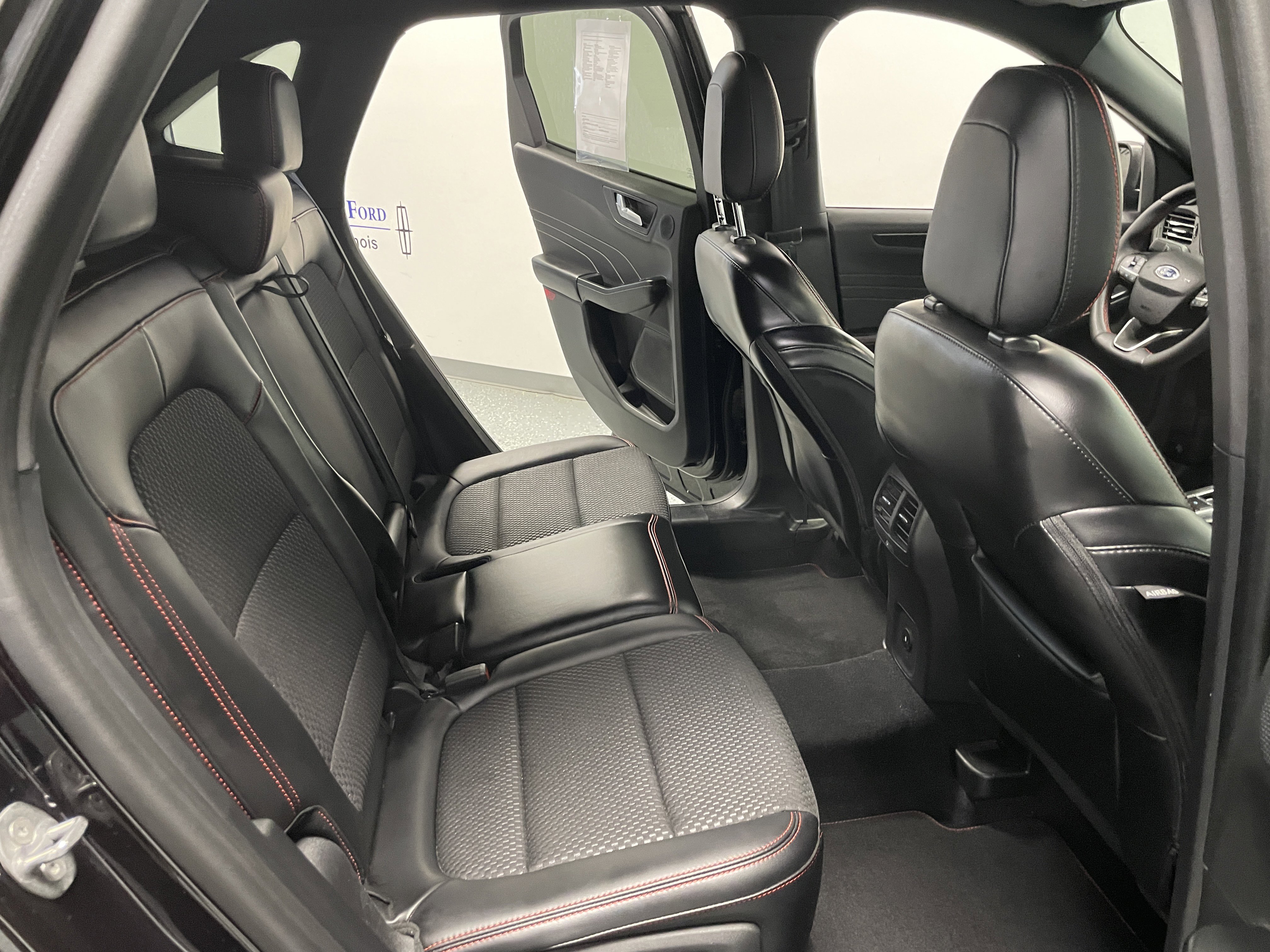 Used 2023 Ford Escape ST-Line Select w/ Tech Pack #2 image 25