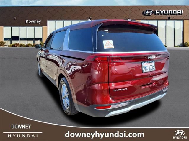 Used 2024 Kia Carnival LX image 6