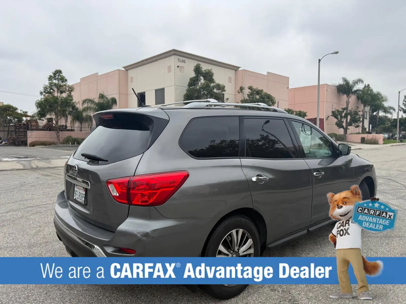 Used 2018 Nissan Pathfinder S FWD image 4