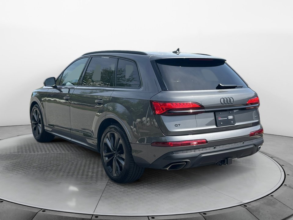Certified 2026 Audi Q7 3.0T Premium Plus image 5