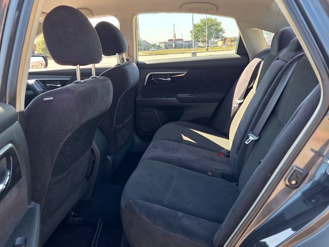 Used 2013 Nissan Altima 2.5 S FWD image 6
