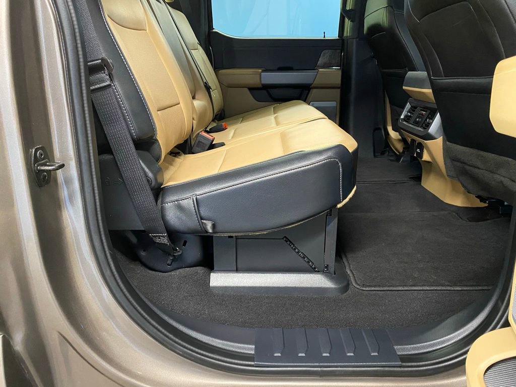 Used 2023 Ford F350 Lariat w/ Lariat Ultimate Package image 44