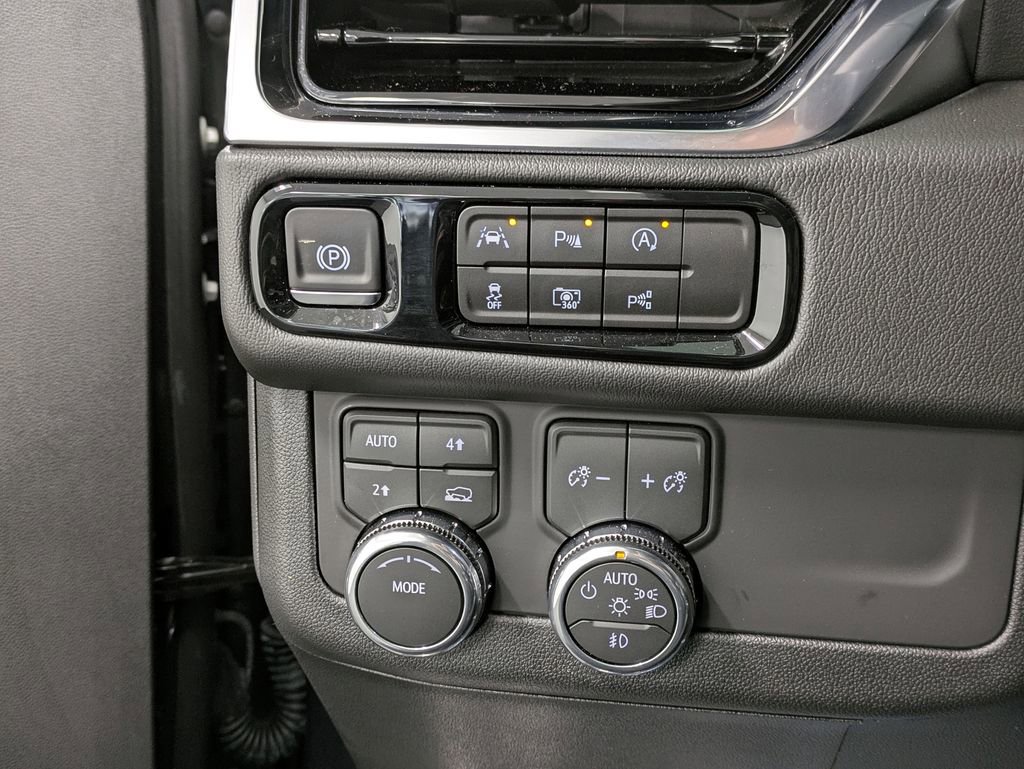 Used 2026 GMC Yukon XL Denali AWD/4WD image 21