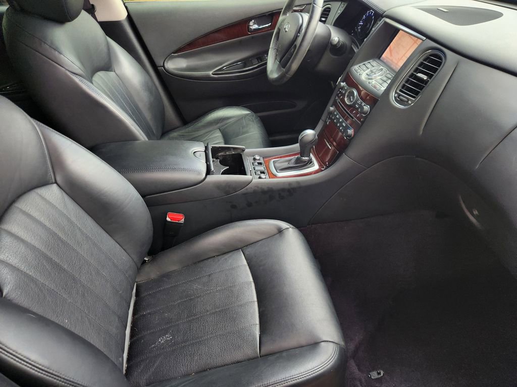 Used 2017 INFINITI QX50 AWD w/ Deluxe Touring Package image 14