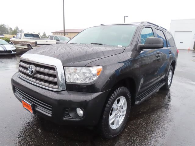 Used 2017 Toyota Sequoia SR5 AWD/4WD image 3