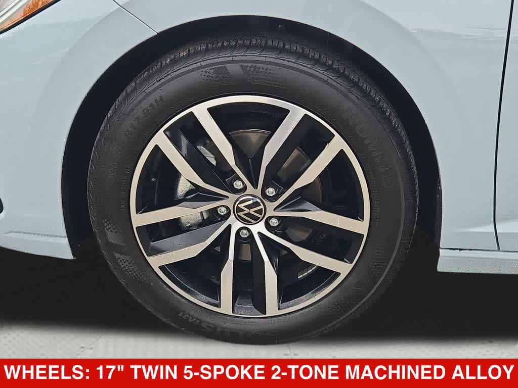 Used 2026 Volkswagen Jetta SE FWD image 12
