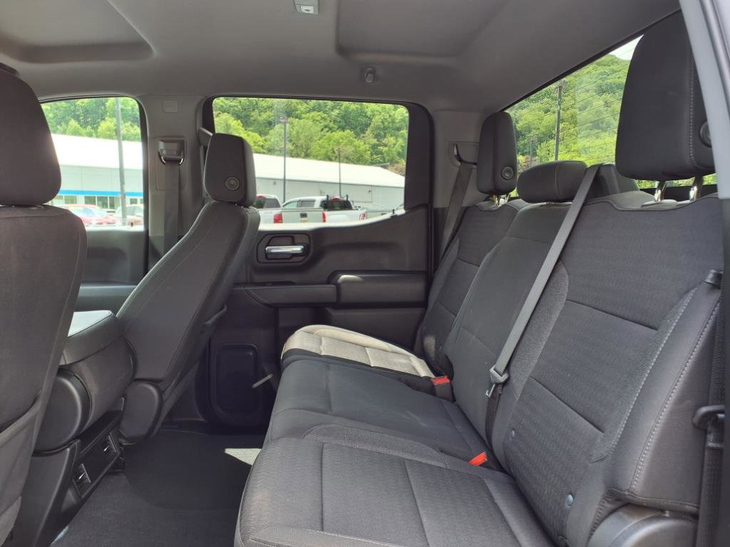 Used 2022 Chevrolet Silverado 1500 Custom Trail Boss AWD/4WD image 17