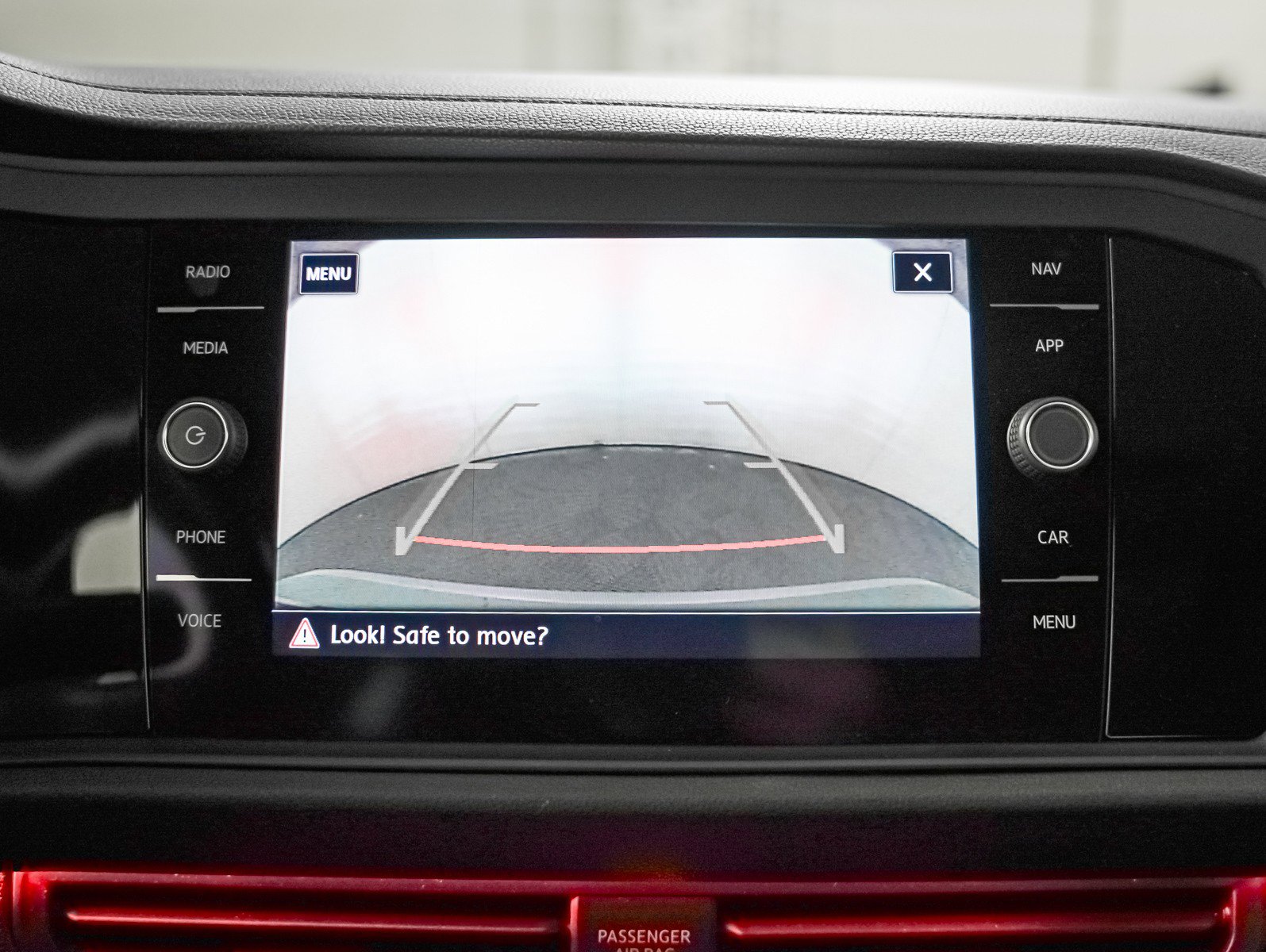 Used 2019 Volkswagen Jetta SEL Premium image 21