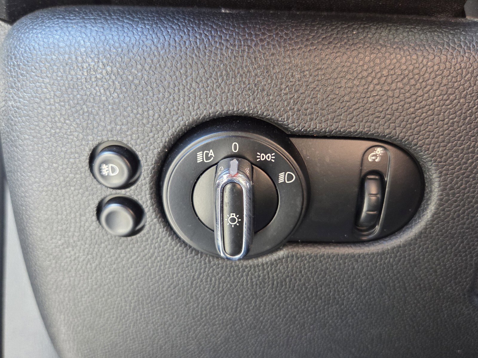 Used 2018 MINI Cooper S image 20