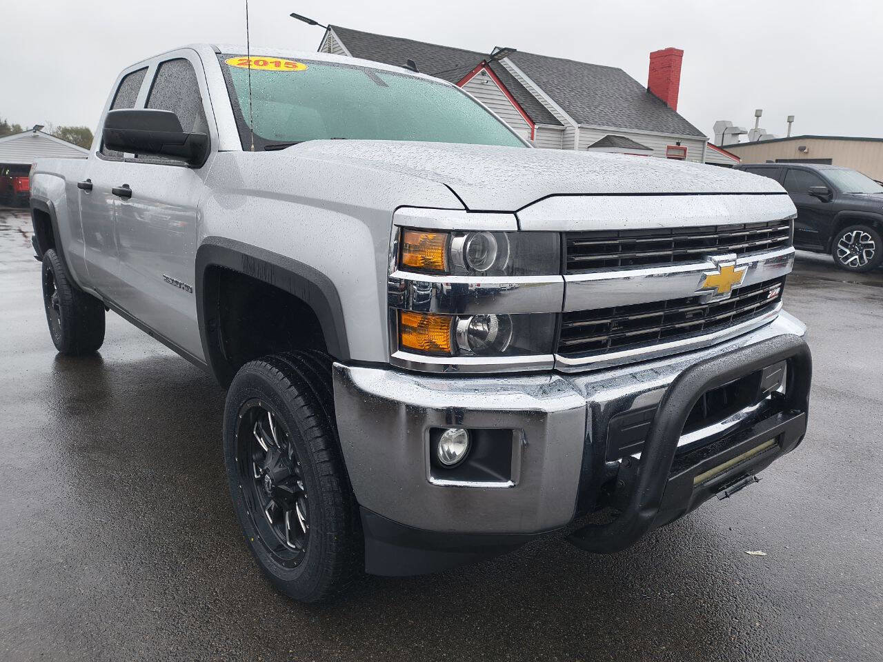 Used 2015 Chevrolet Silverado 2500 LT w/ Z71 Package, Off-Road image 4