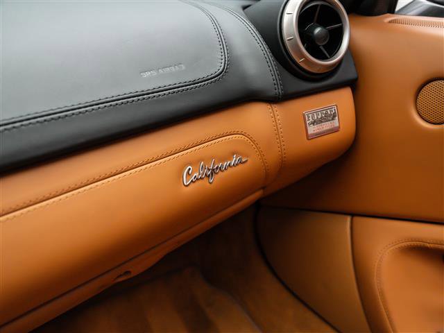 Used 2011 Ferrari California image 42