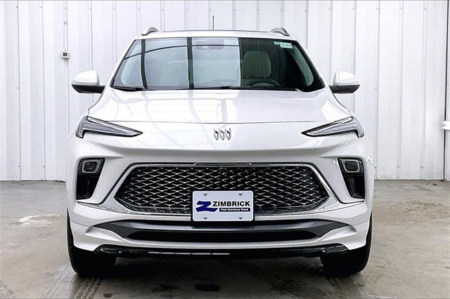 Certified 2025 Buick Encore GX Avenir w/ Avenir Technology Package image 3