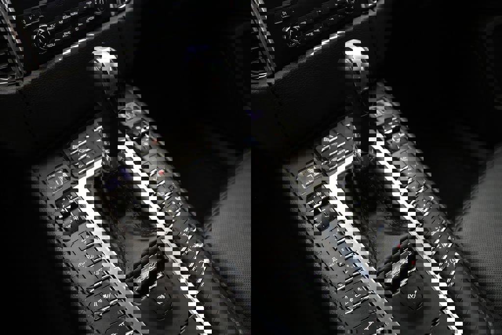 Used 2018 Porsche Macan image 25