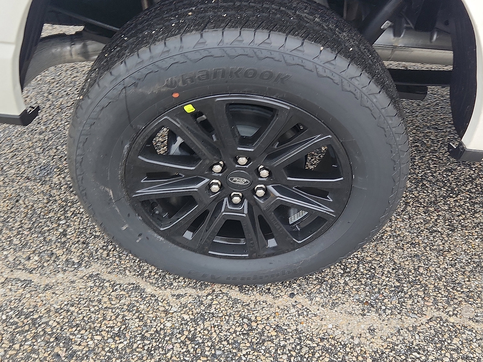 New 2025 Ford F150 Platinum w/ FX4 Off-Road Package image 5