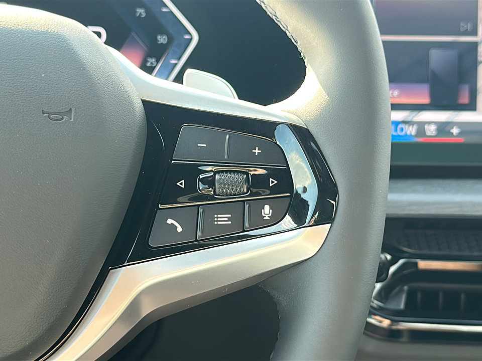 New 2026 BMW 330i Sedan w/ Premium Package image 18