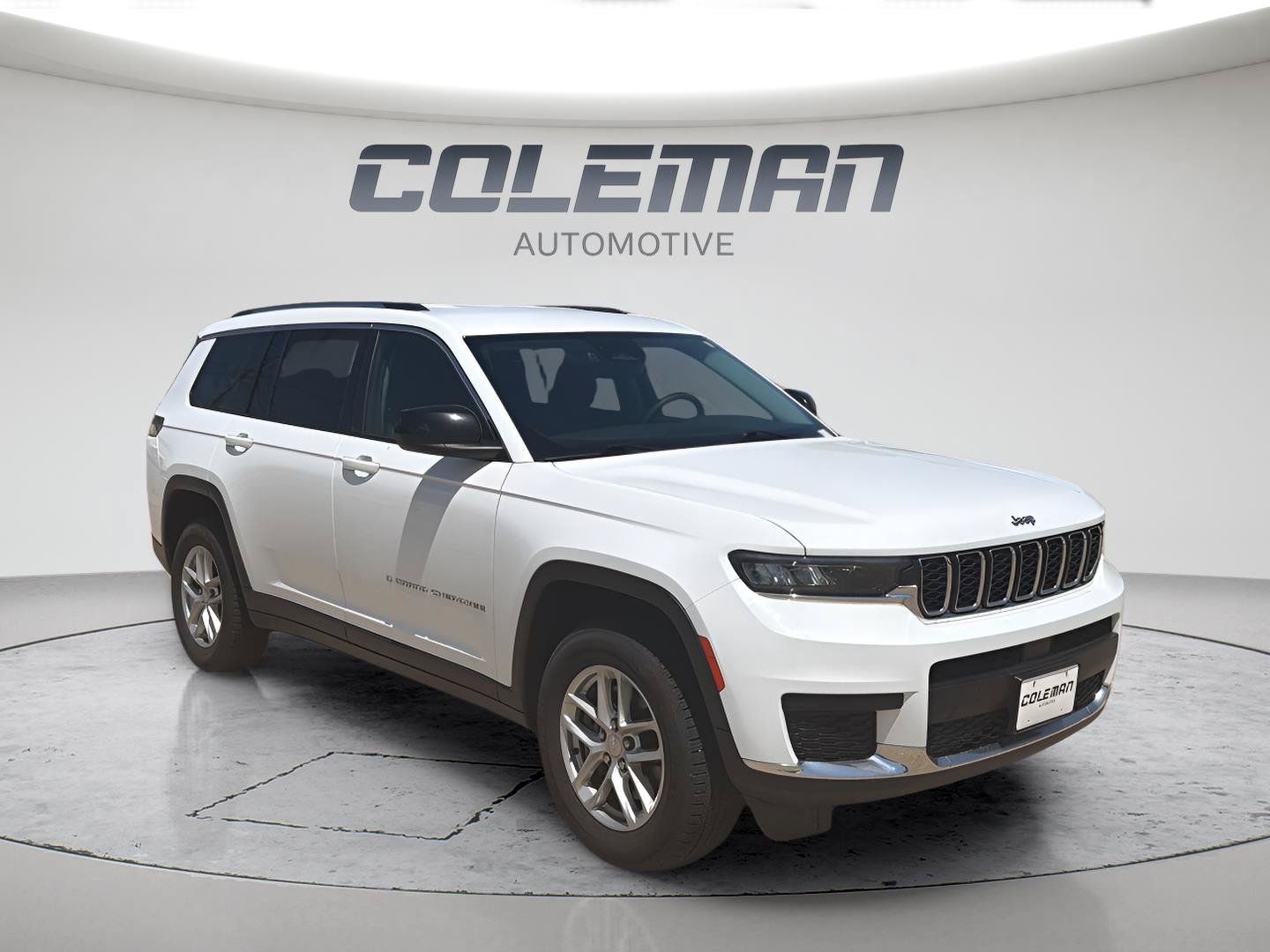 Used 2023 Jeep Grand Cherokee L Laredo AWD/4WD image 7