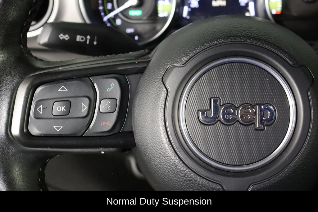 Used 2023 Jeep Wrangler Unlimited w/ Cold Weather Group AWD/4WD image 8