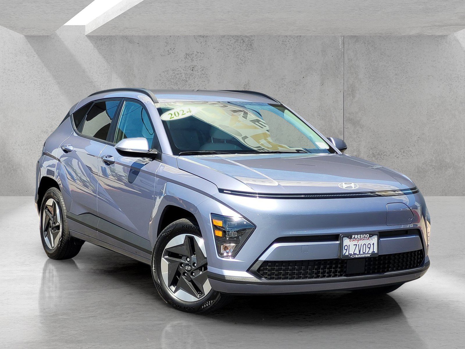 Used 2024 Hyundai Kona SEL FWD image 1