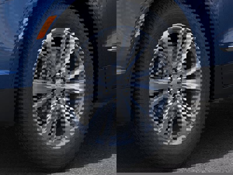 New 2025 Cadillac XT5 Premium Luxury w/ LPO, Floor Liner Package image 9