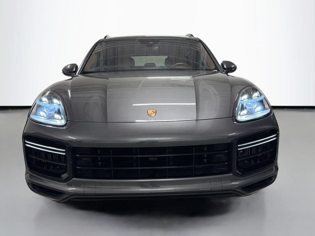 Certified 2023 Porsche Cayenne Turbo AWD/4WD image 6