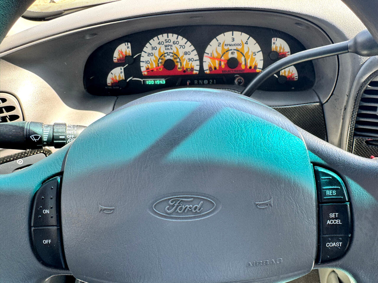 Used 2002 Ford Expedition XLT image 21