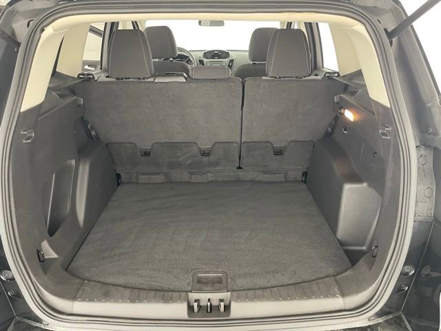Used 2017 Ford Escape SE image 46