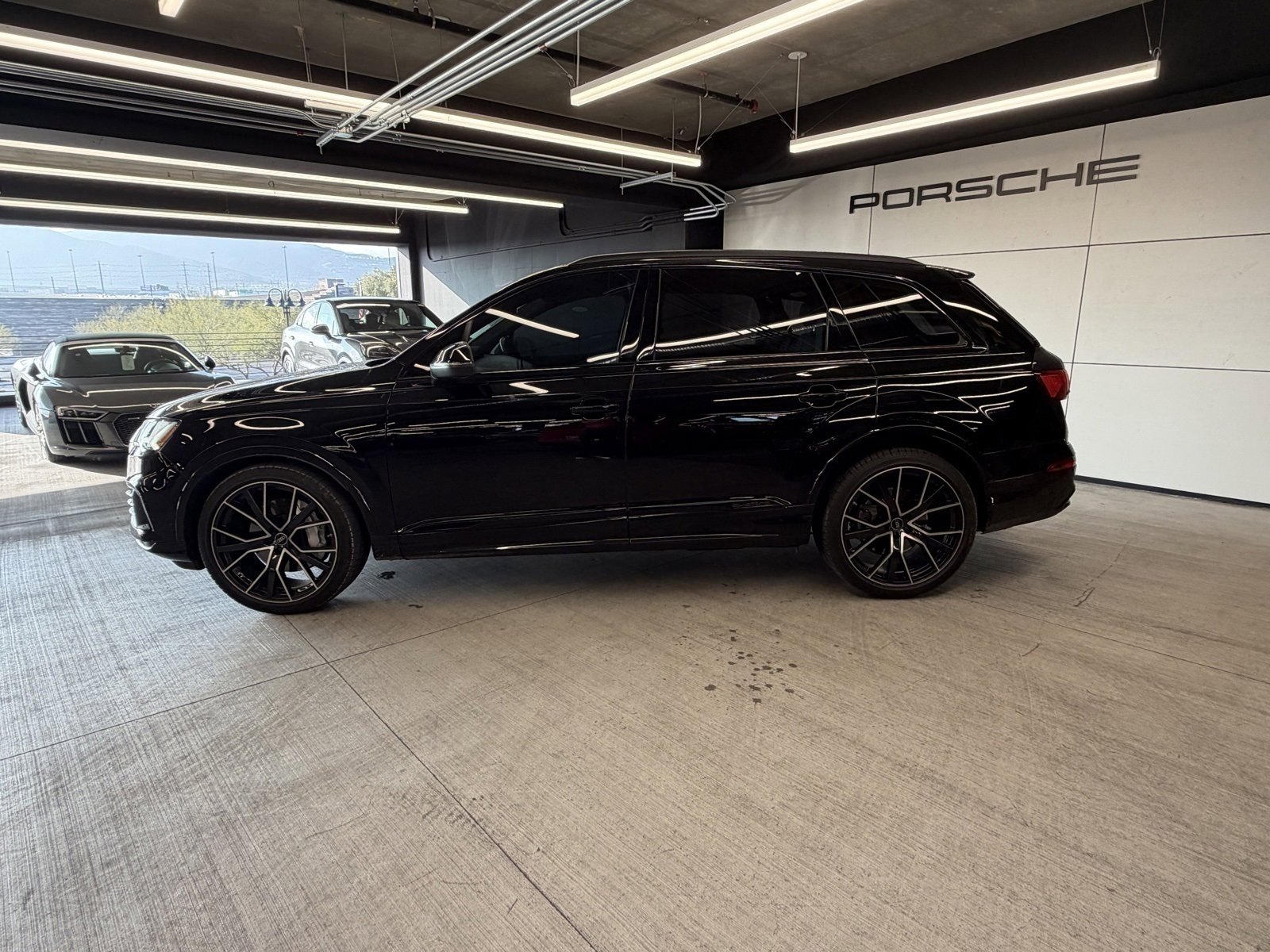 Used 2023 Audi Q7 3.0T Prestige w/ Prestige Package image 2