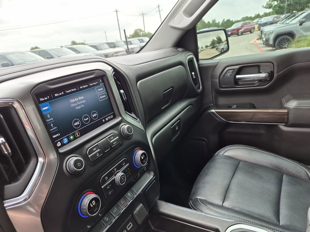 Used 2022 Chevrolet Silverado 1500 LT Trail Boss AWD/4WD image 27