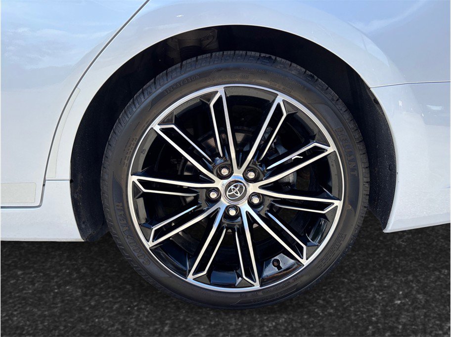 Used 2020 Toyota Avalon XSE FWD image 15
