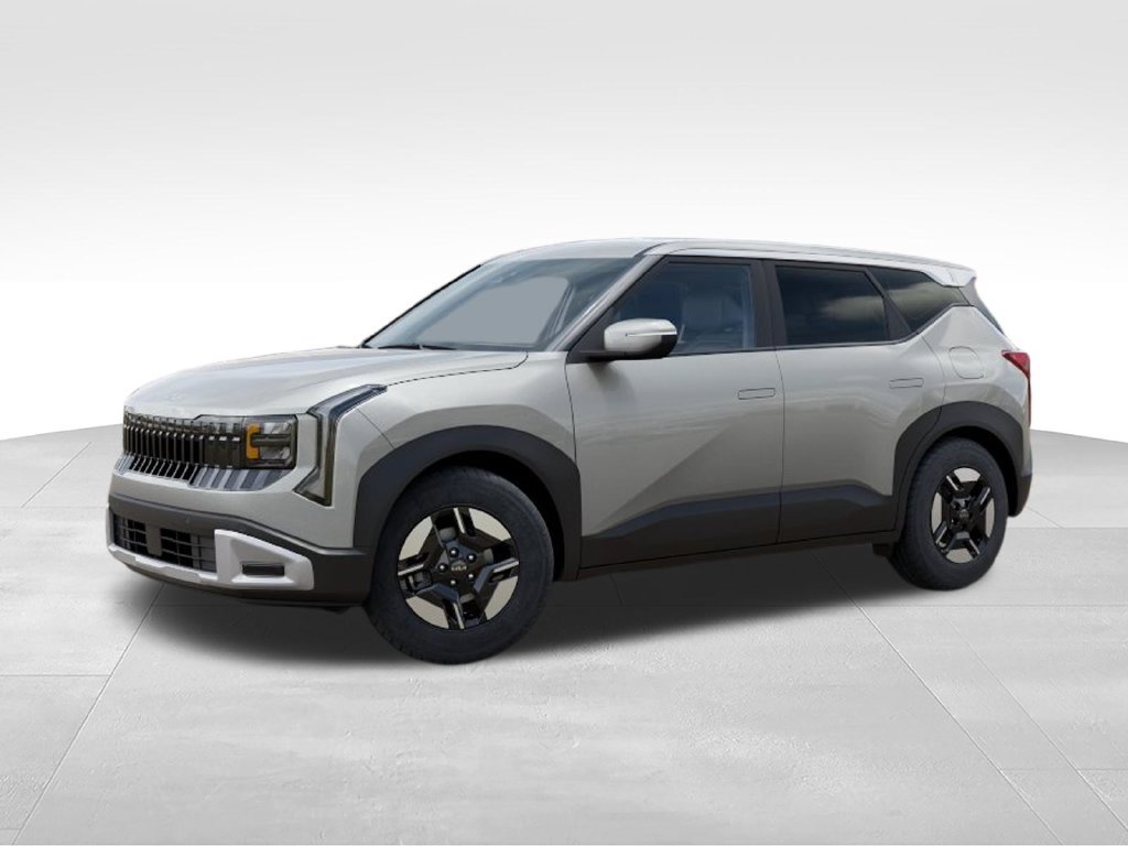 New 2027 Kia Seltos LX FWD image 3