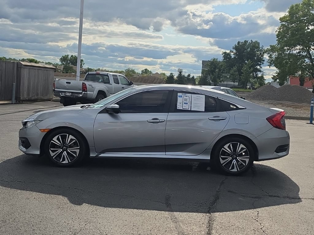 Used 2017 Honda Civic EX-L image 4
