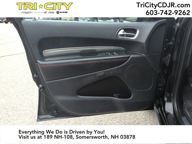 Used 2016 Dodge Durango R/T image 16