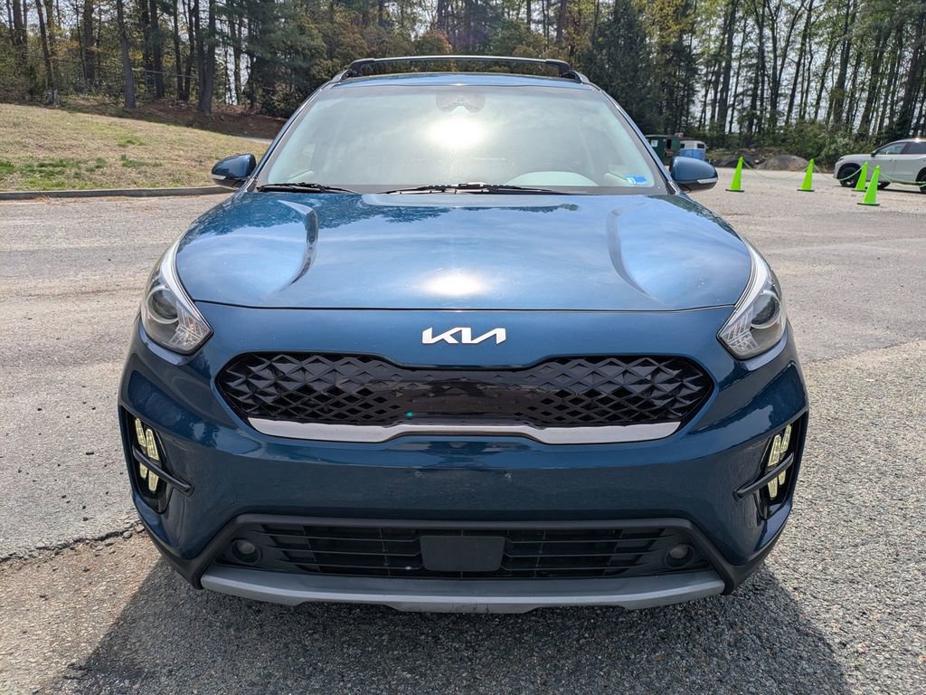 Used 2022 Kia Niro Touring Special Edition image 9