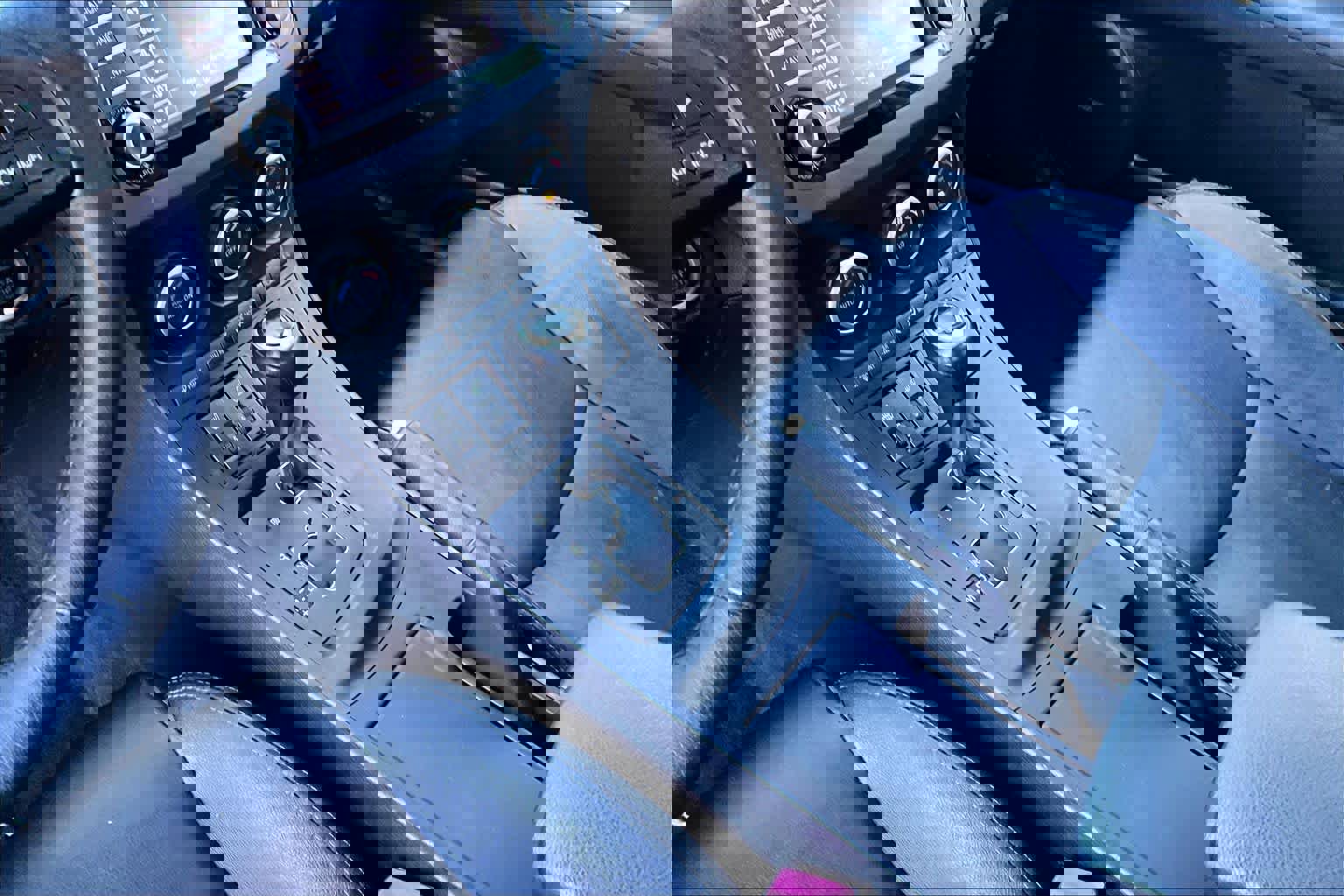 Used 2013 MAZDA MAZDA3 i Grand Touring image 16