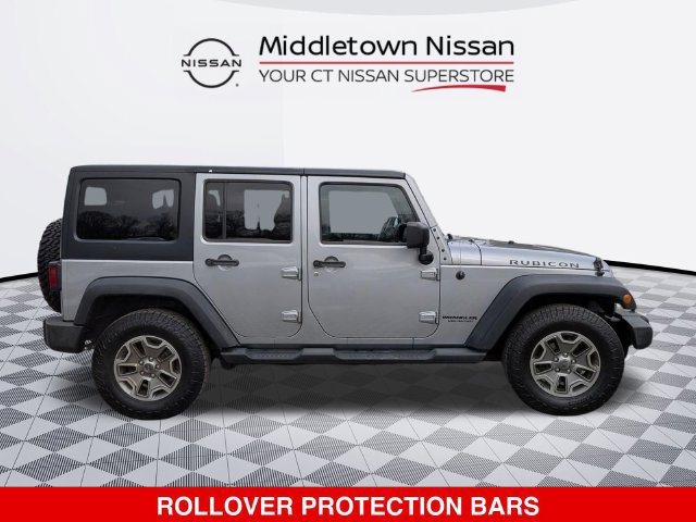 Used 2015 Jeep Wrangler Unlimited Rubicon w/ Connectivity Group AWD/4WD image 2