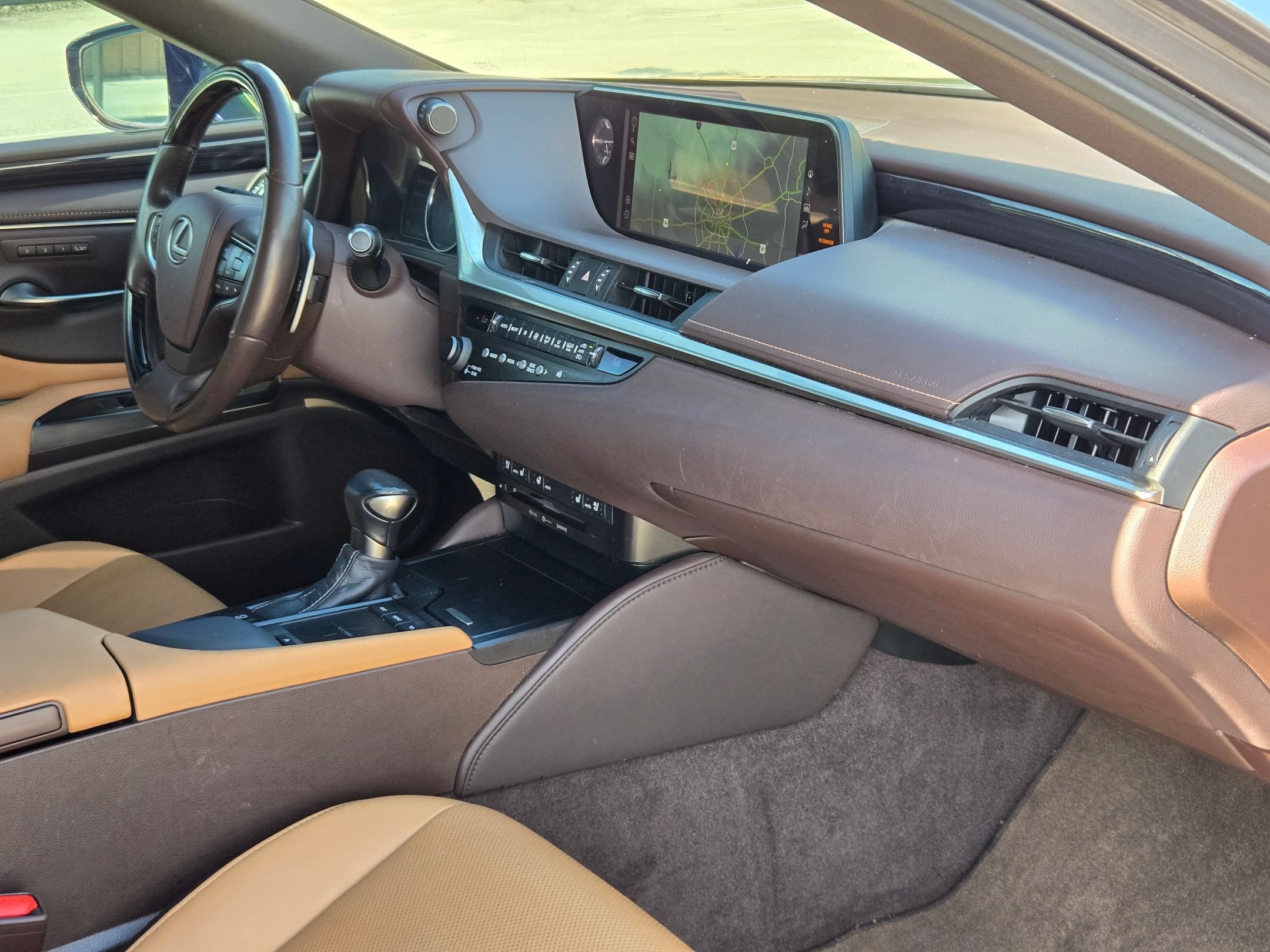 Used 2020 Lexus ES 300h w/ Premium Package FWD image 31