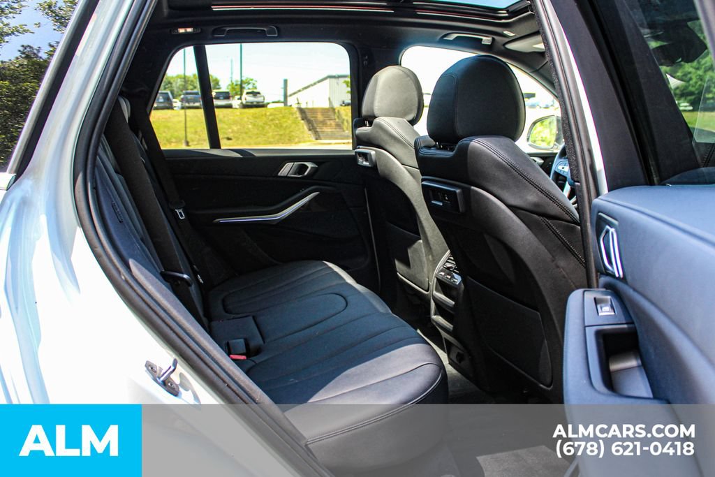 Used 2022 BMW X5 sDrive40i w/ Parking Assistance Package RWD image 18