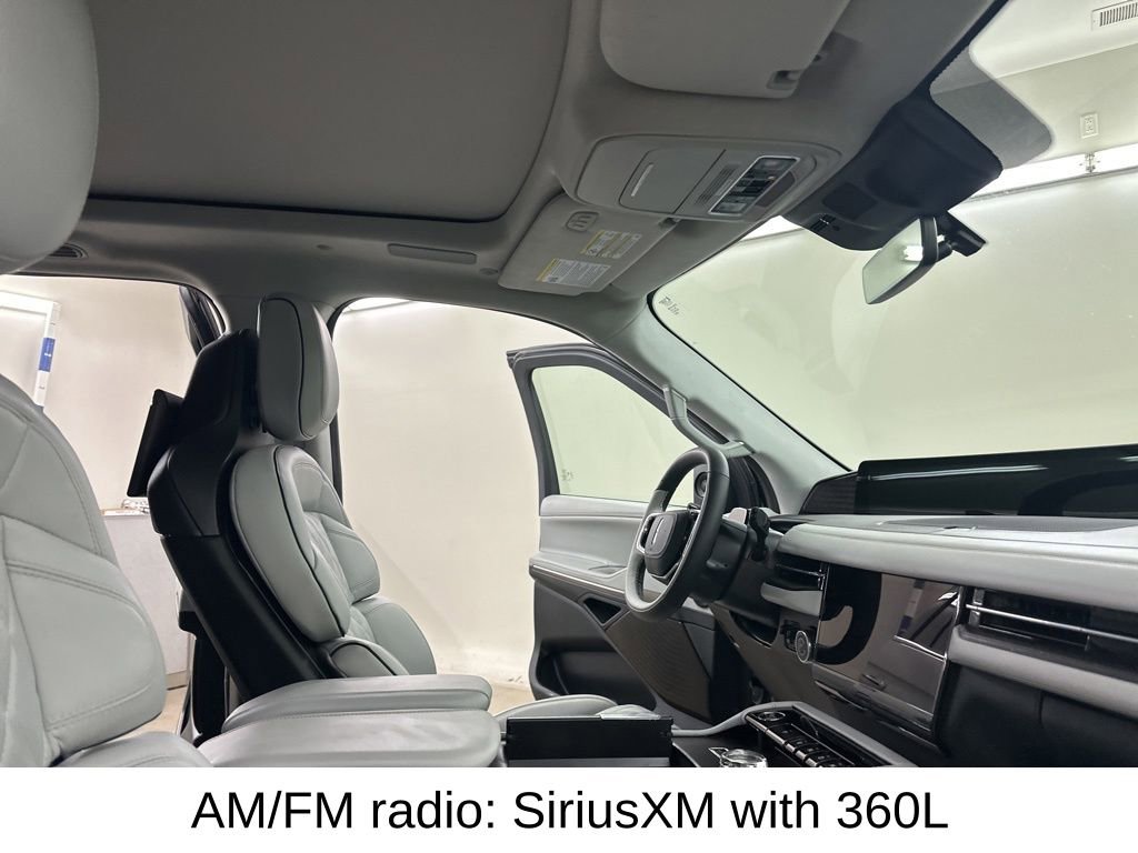 Used 2026 Lincoln Navigator Black Label image 21