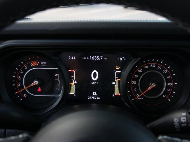 Used 2025 Jeep Wrangler Unlimited Rubicon image 16