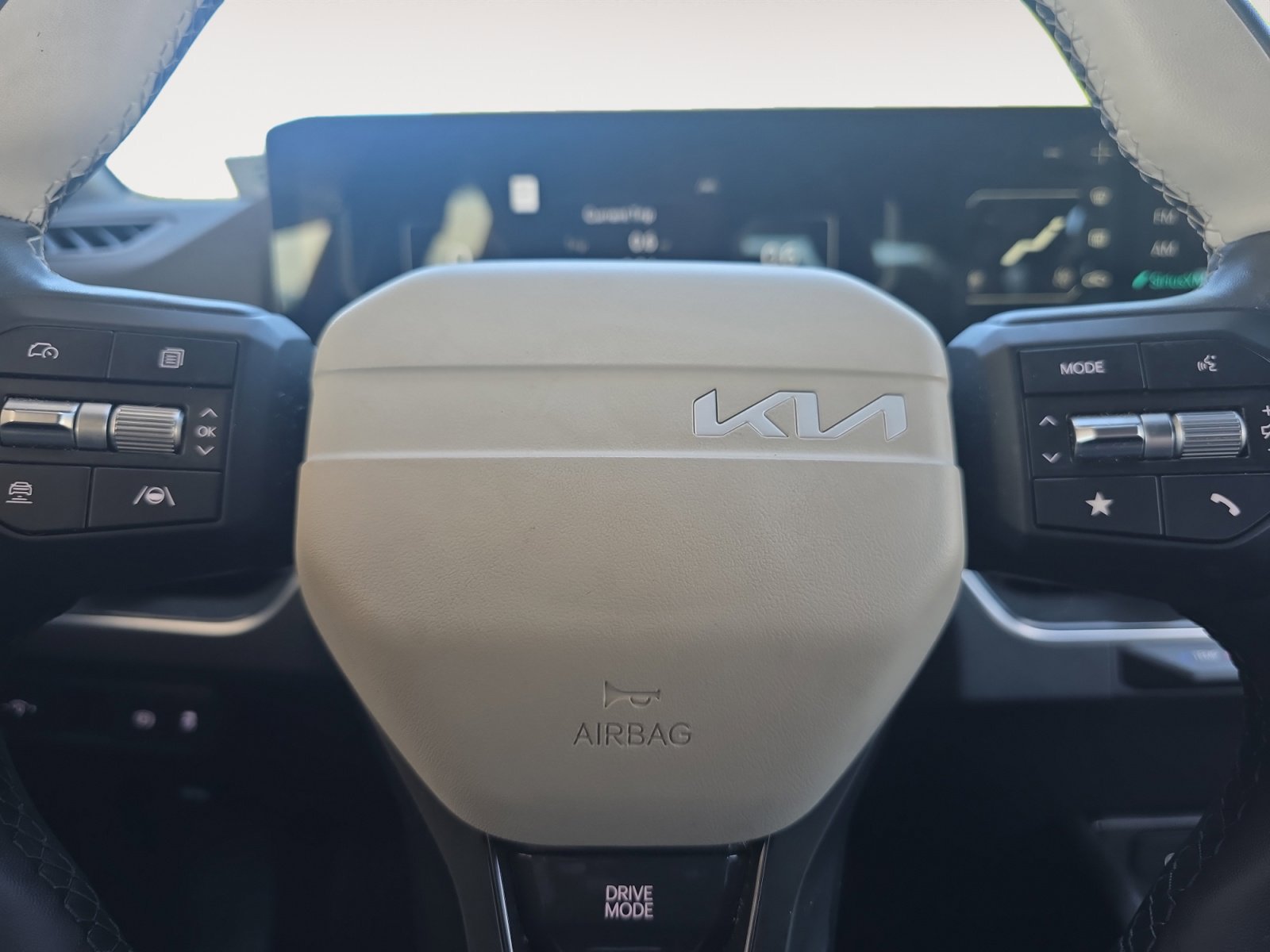 Certified 2025 Kia K4 GT-Line w/ GT-Line Premium Package image 11