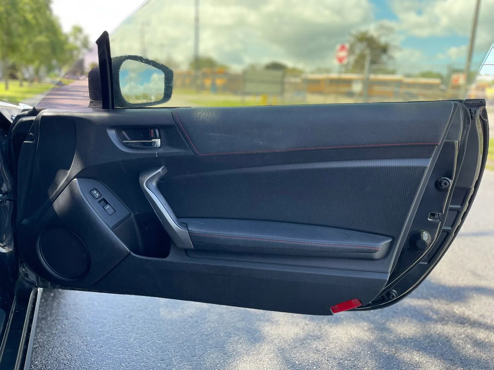 Used 2013 Scion FR-S image 30