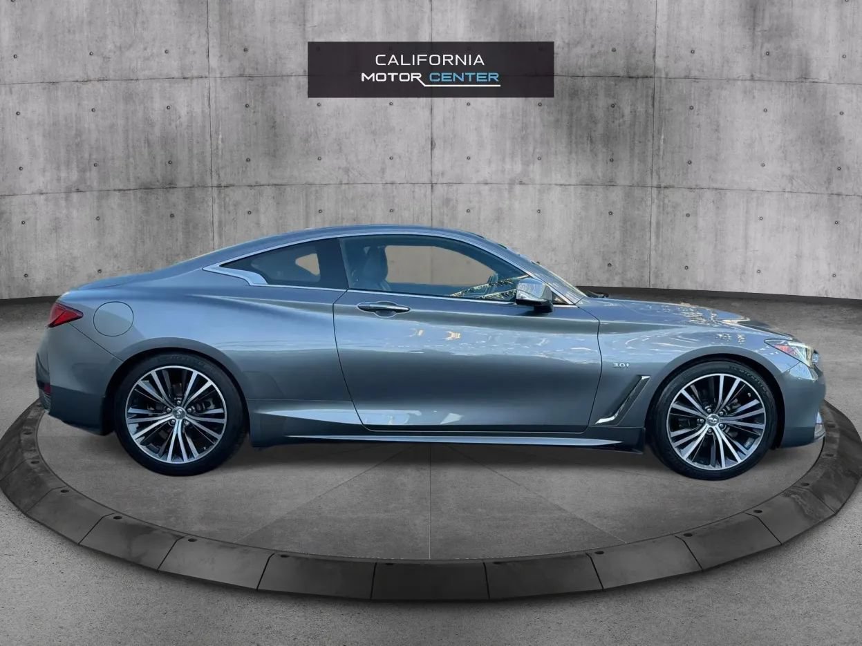 Used 2017 INFINITI Q60 3.0t w/ Premium Plus Package 3.0T RWD image 4